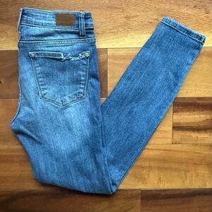 Judy Blue Distressed Skinny Fit Jeans